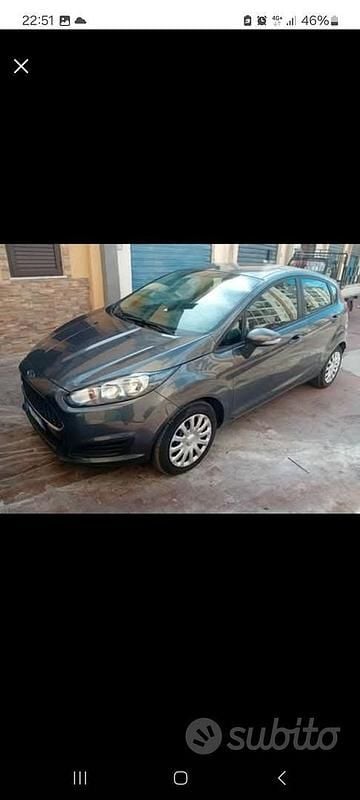 Grigio Usata 2016 Ford Fiesta Utilitaria | 5500 € (Super prezzo) - Immagine 1/4