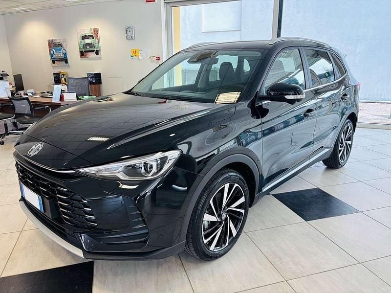 Nuova MG ZS Luxury 197 CV (144 kW) 2026 Pebble black SUV