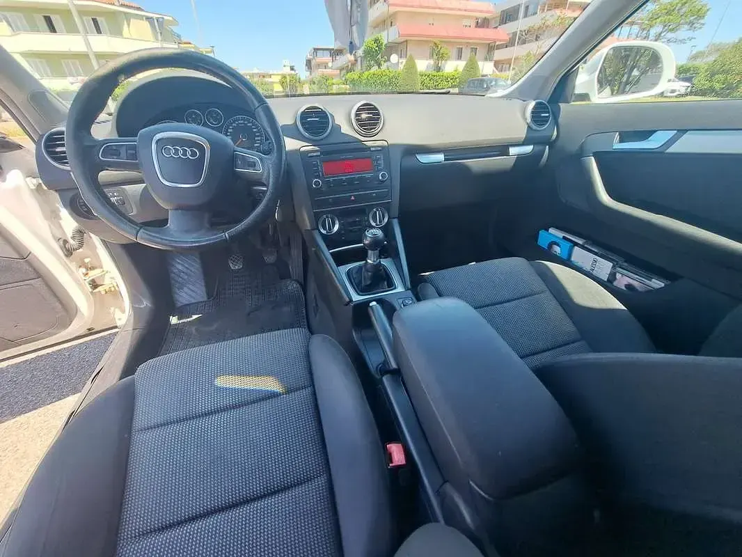 Usata Audi A3 Ambition 140 CV (102 kW) 2010 Bianco Utilitaria