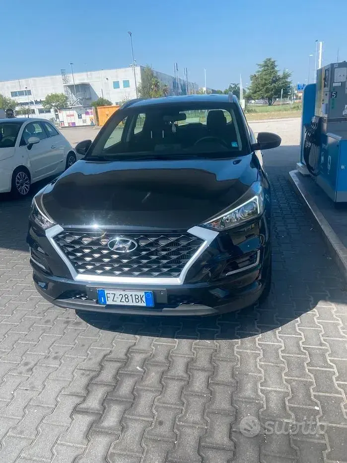 Usata Hyundai Tucson 116 CV (85 kW) 2019 Nero SUV