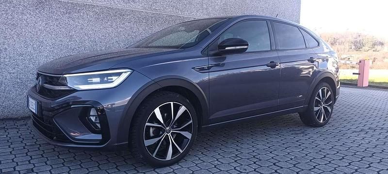 Usata VW Taigo R-line 150 CV (110 kW) 2023 Smoke grey SUV