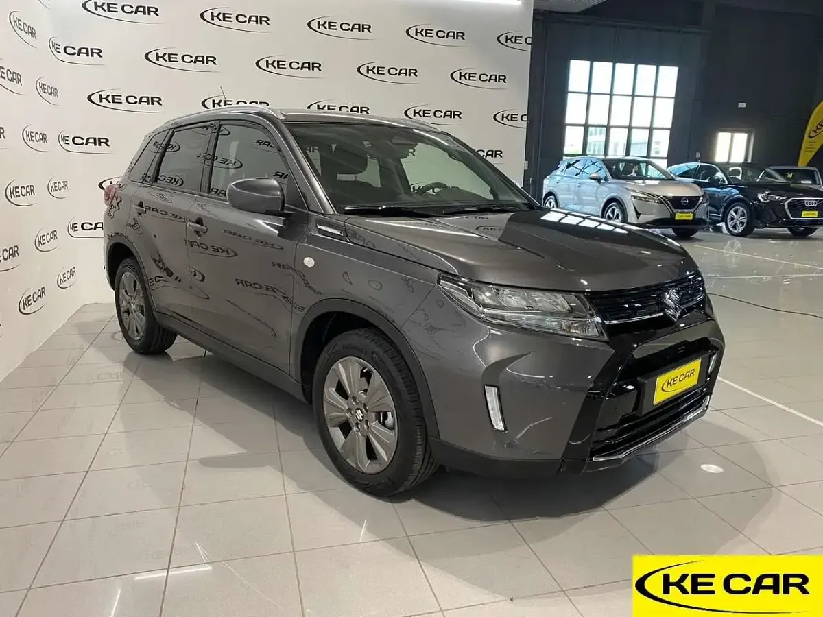Usata Suzuki Vitara Cool 110 CV (80 kW) 2025 Grigio SUV