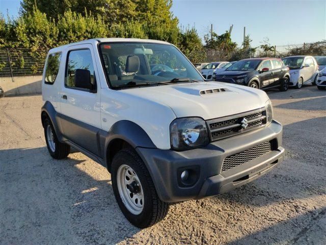 Usata Suzuki Jimny 86 CV (63 kW) 2018 Bianco SUV