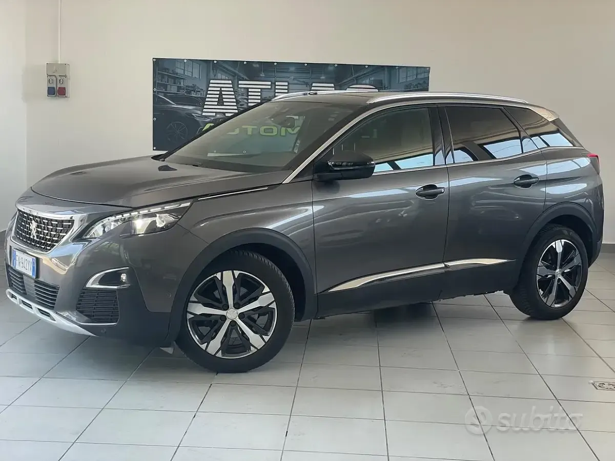 Usata Peugeot 3008 GT-line 131 CV (96 kW) 2018 Grigio SUV