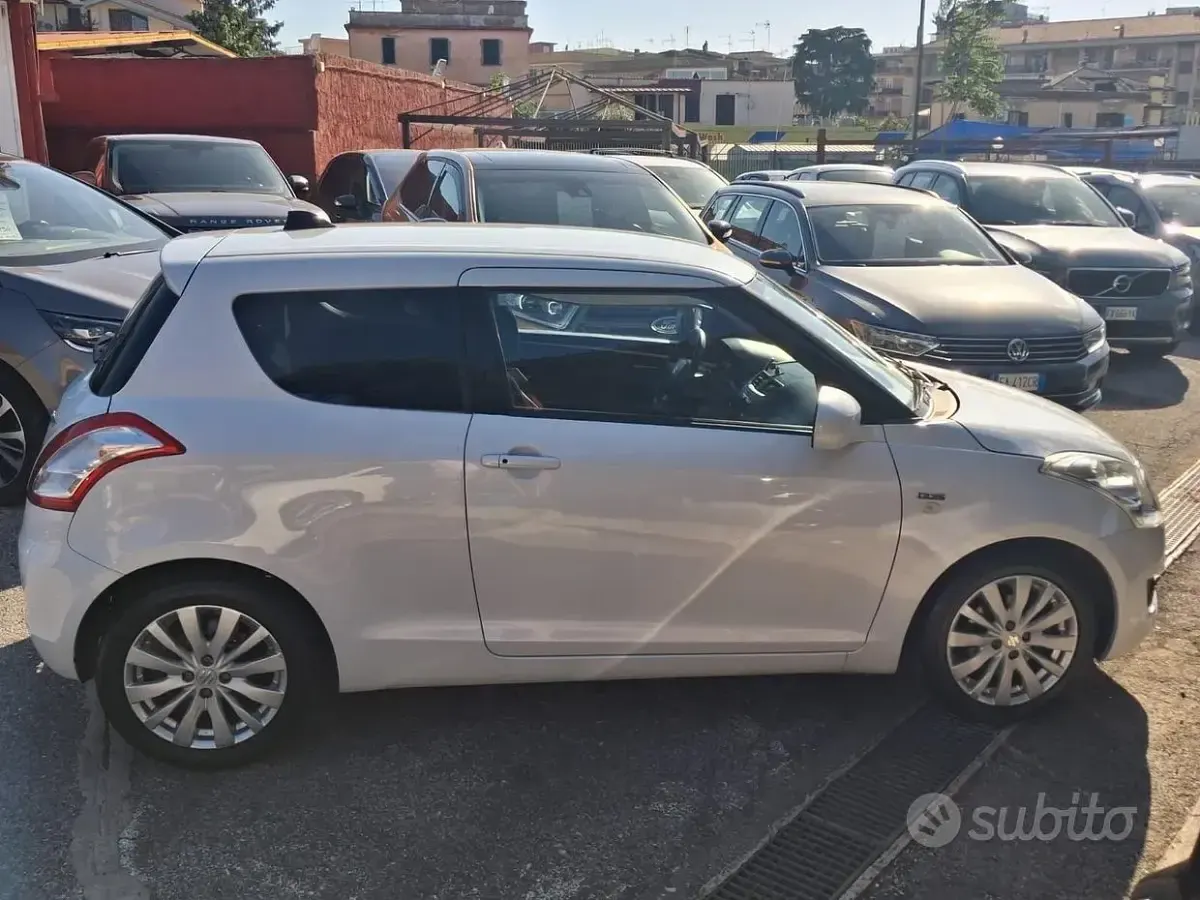 Usata Suzuki Swift GL 75 CV (55 kW) 2011 Bianco Utilitaria