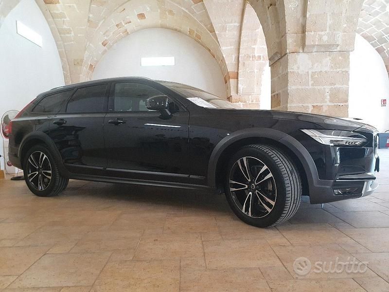 Usata Volvo V90 CC 2017 Nero Station wagon