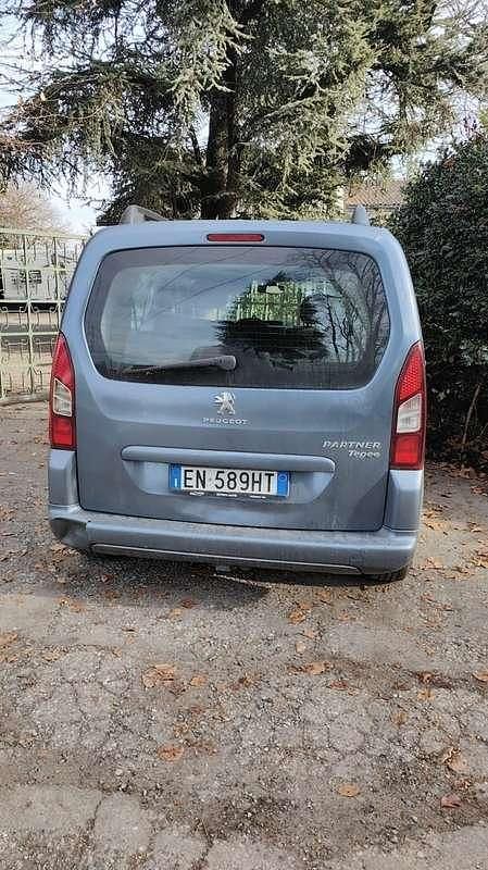 Usata Peugeot TePee Family 92 CV (67 kW) 2012 Station wagon