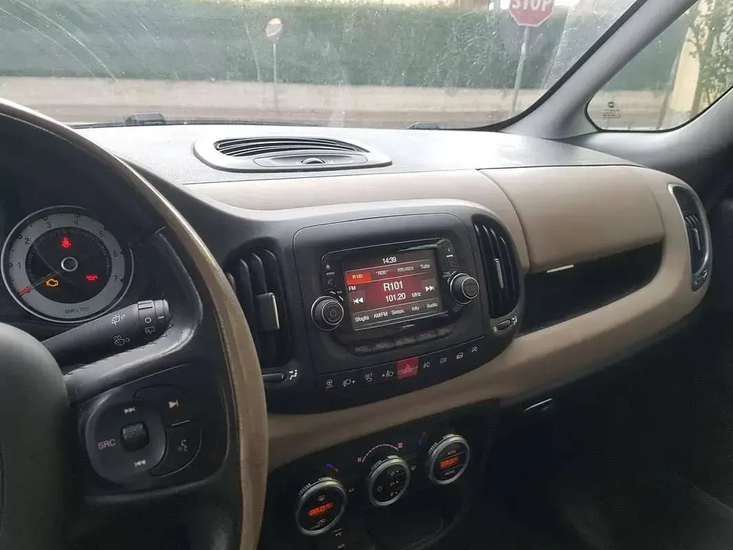 Usata Fiat 500L 105 CV (77 kW) 2014 Beige Monovolume