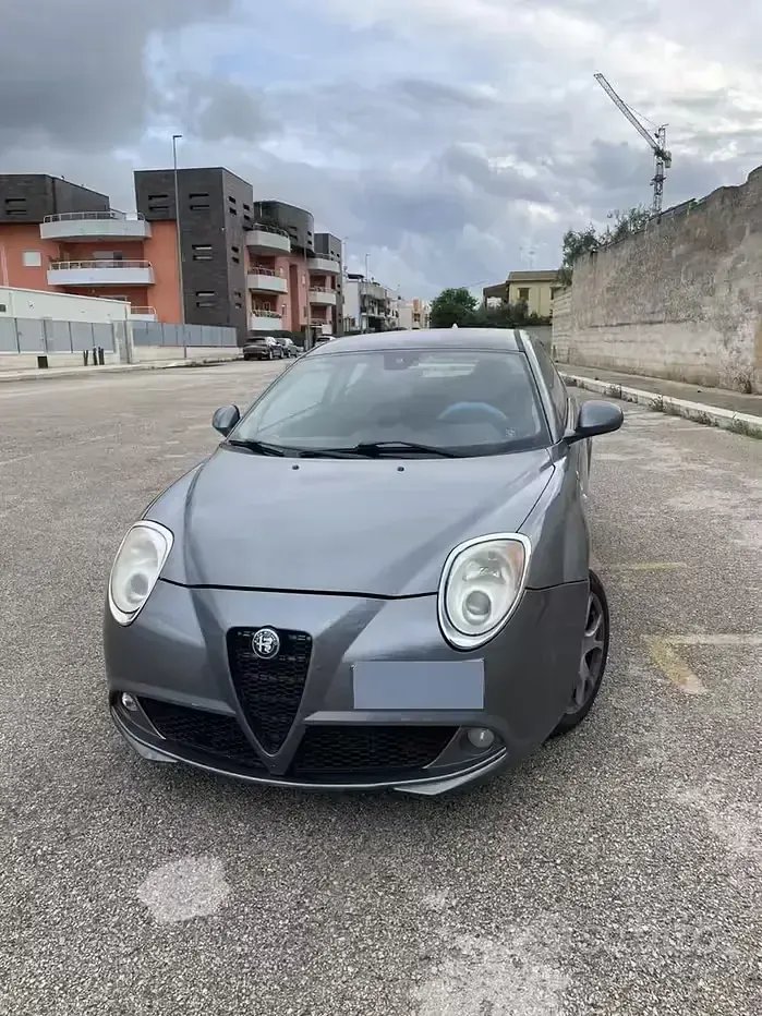 Usata Alfa Romeo MiTo Distinctive 95 CV (69 kW) 2011 Grigio Utilitaria