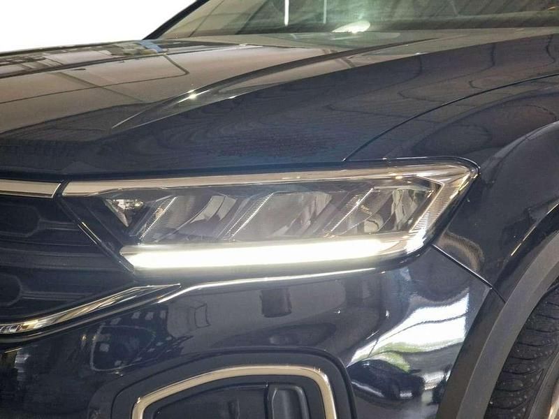 Usata VW T-Roc Life 110 CV (80 kW) 2022 Deep black perlato SUV