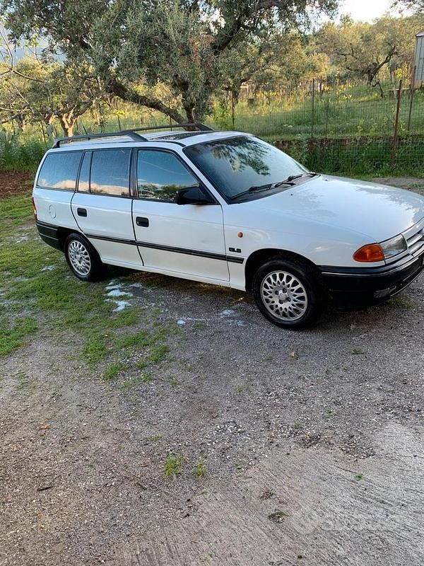 Usata Opel Astra 1991 Berlina