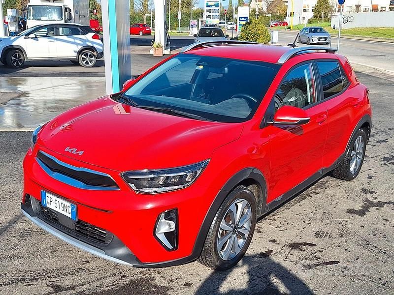 Usata Kia Stonic Style 2023 Rosso SUV