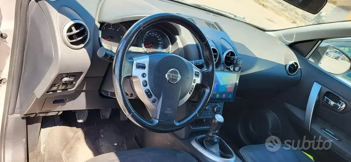 Usata Nissan Qashqai 131 CV (96 kW) 2012 Grigio SUV