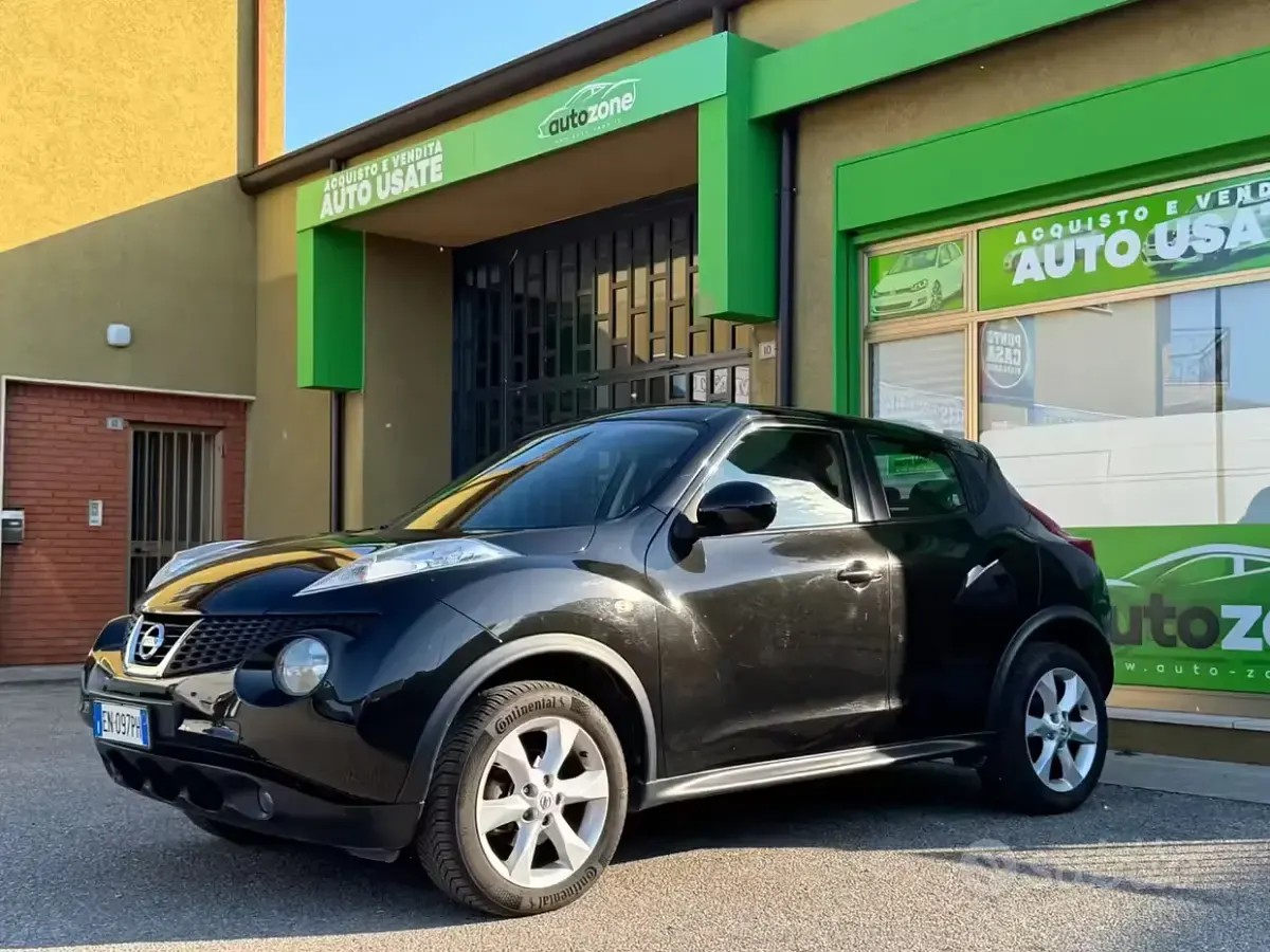 Usata Nissan Juke 110 CV (80 kW) 2013 Grigio SUV