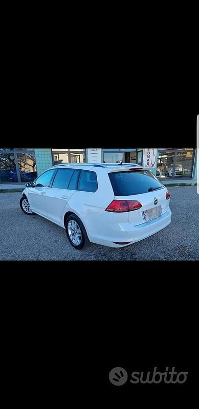 Usata VW Golf VII 110 CV (80 kW) 2015 Bianco Station wagon