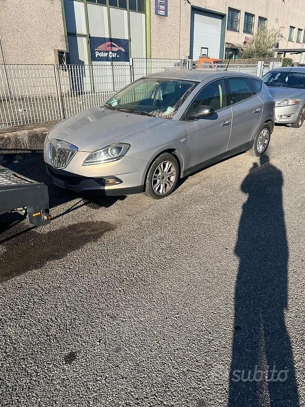 Usata Lancia Delta S 2010 Marrone Utilitaria