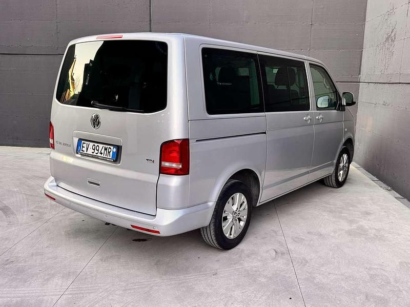 Usata VW T5 140 CV (102 kW) 2014 Argento Furgone