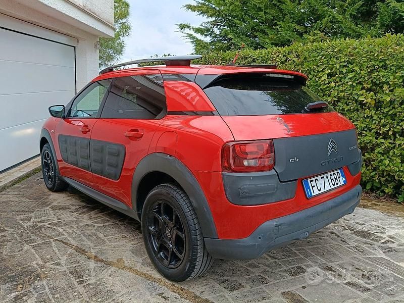 Usata Citroën C4 Cactus 2016 Rosso Utilitaria