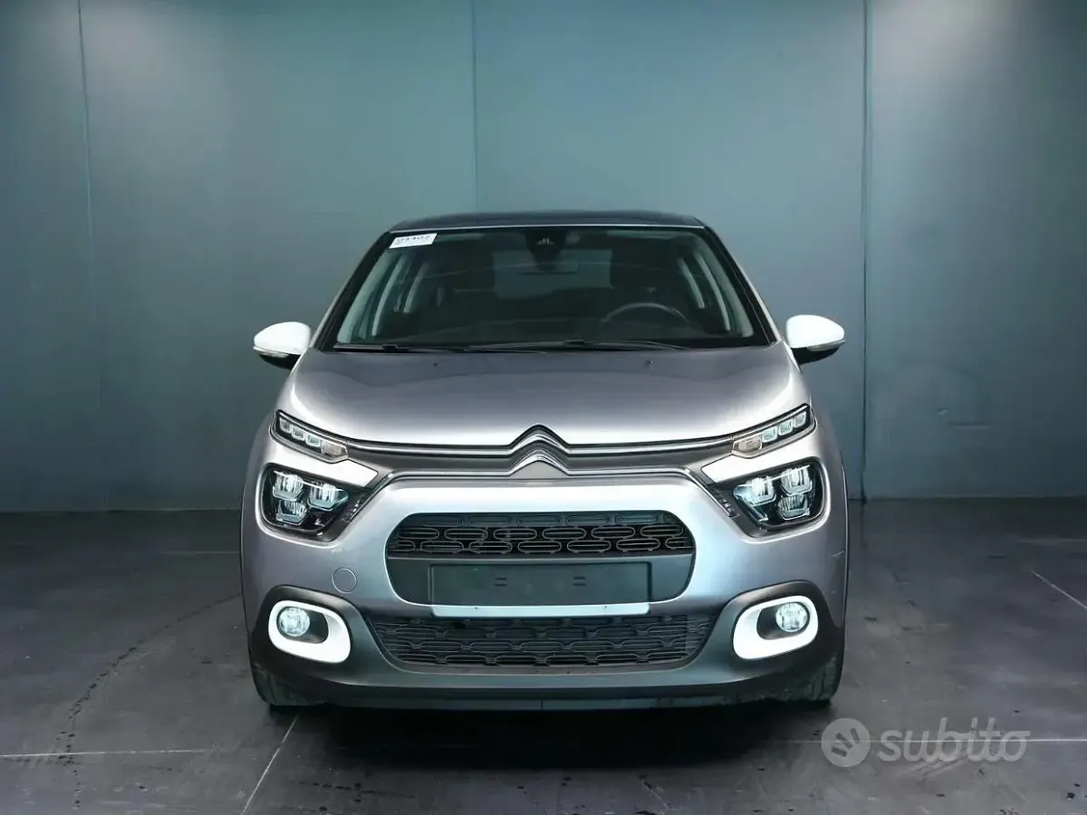 Usata Citroën C3 PureTech 83 CV (61 kW) 2024 Grigio Berlina