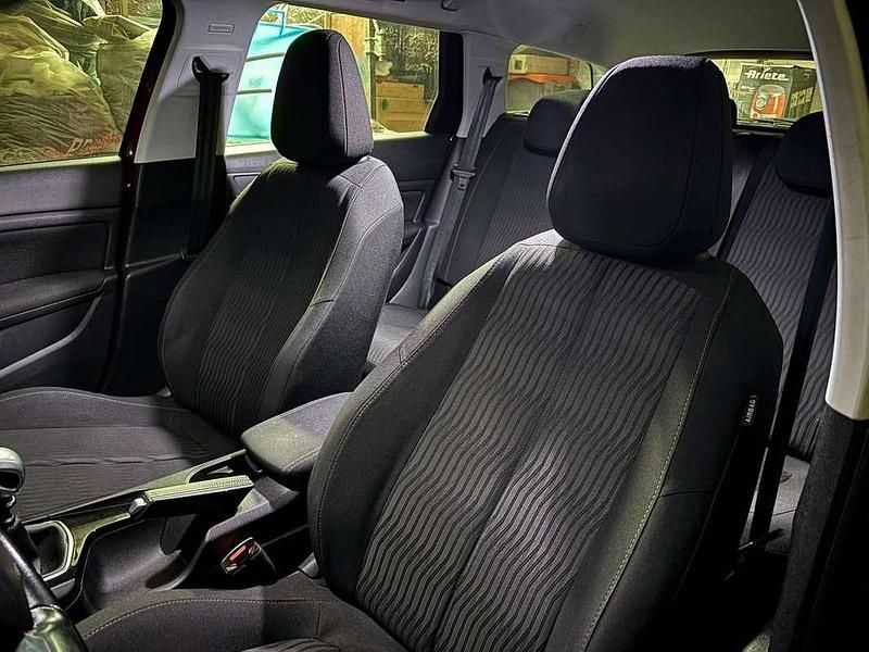 Begagnad Peugeot 308 SW Allure 120 HK (88 kW) 2017 Kombi