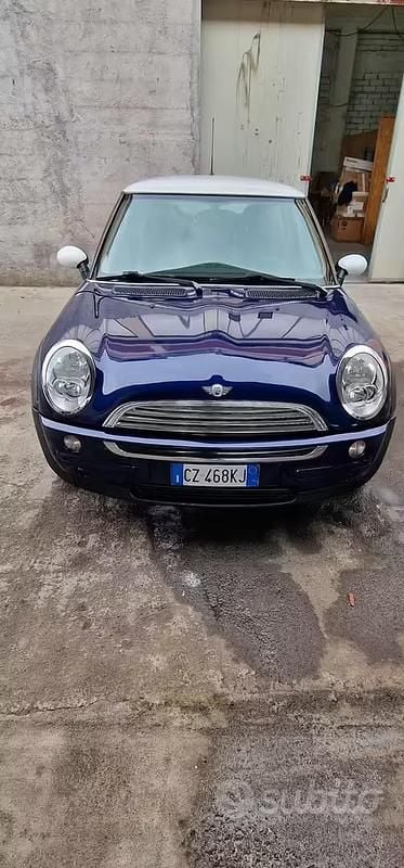 Usata Mini One D 88 CV (64 kW) 2006 Viola Utilitaria