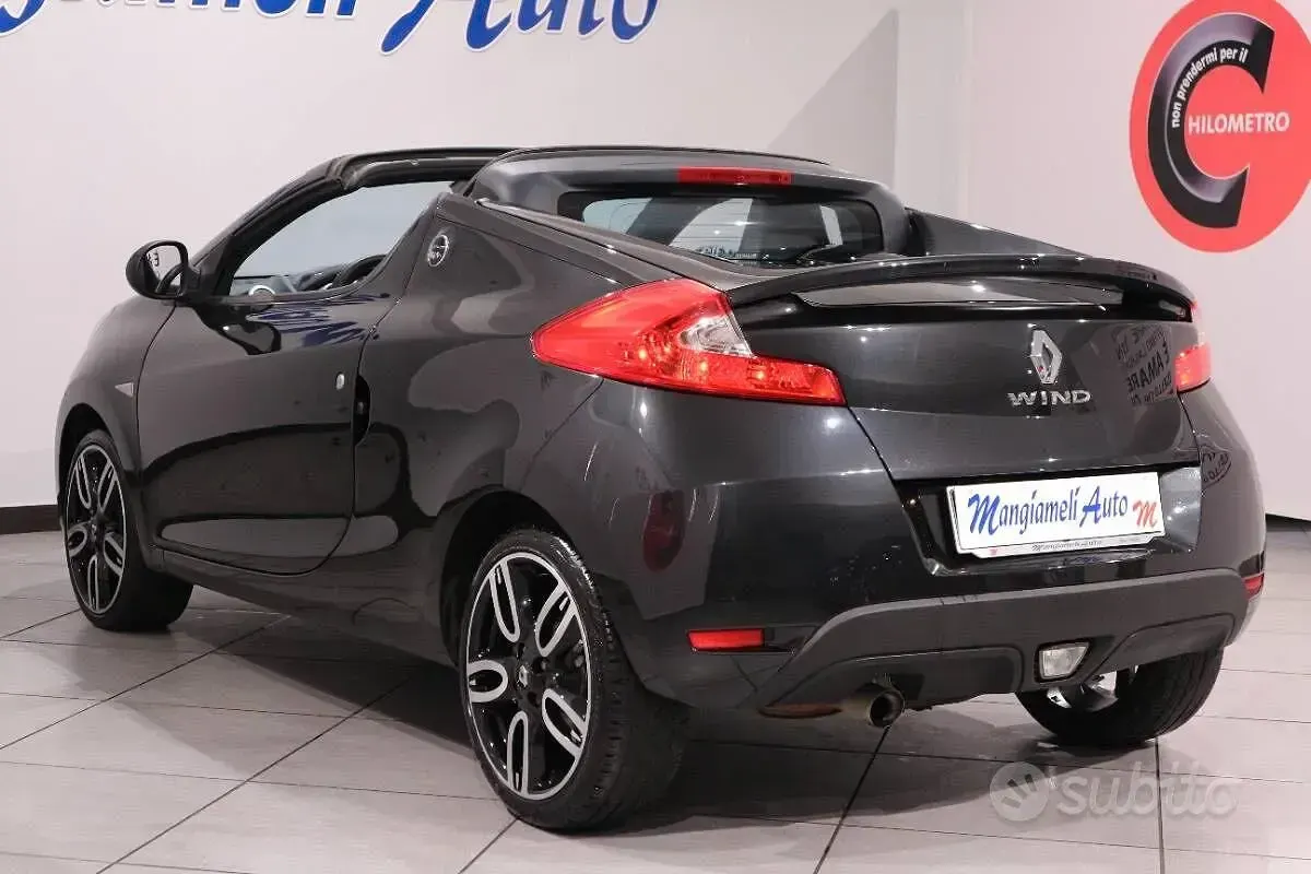 Usata Renault Wind 100 CV (73 kW) 2011 Nero