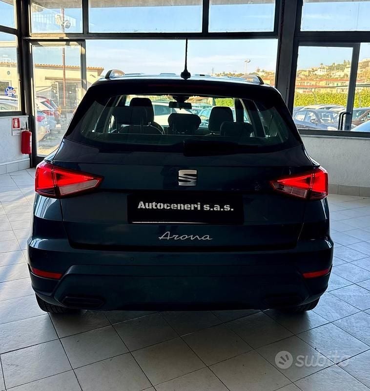 Usata Seat Arona Style 90 CV (66 kW) 2022 Grigio SUV