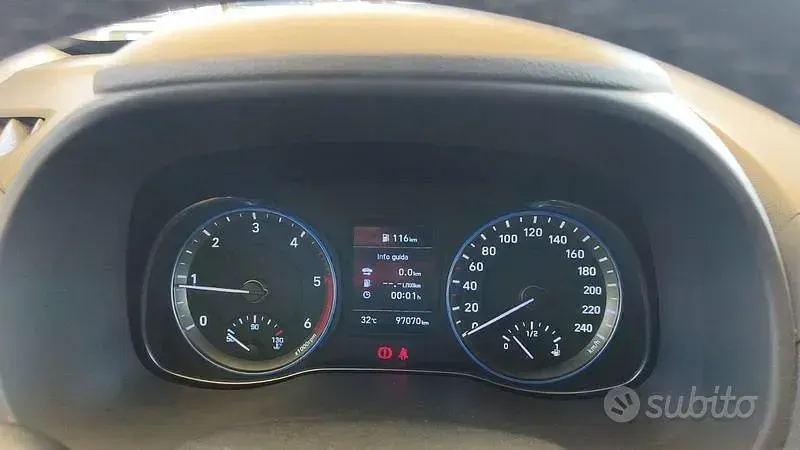 Usata Hyundai Kona Comfort 116 CV (85 kW) 2019 Bianco SUV