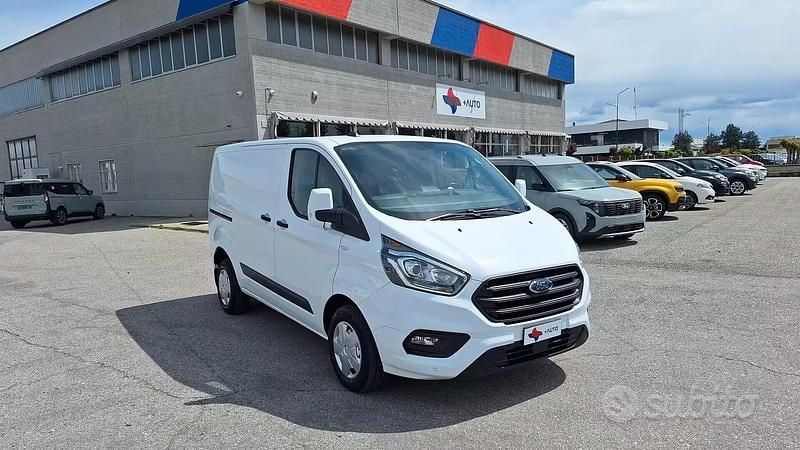 Usata Ford Transit Custom Trend 130 CV (95 kW) 2023 Bianco Berlina