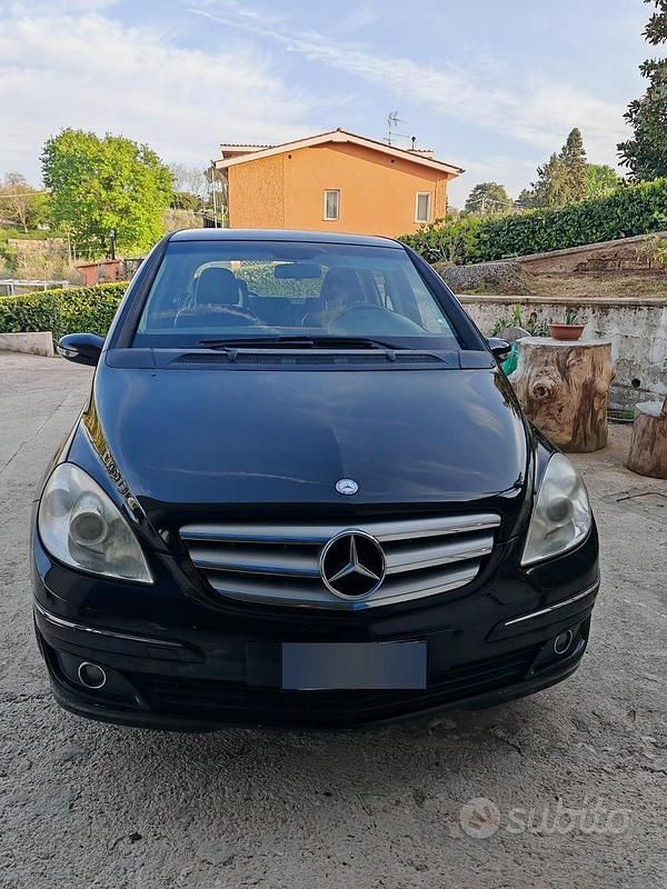 Usata Mercedes B180 110 CV (80 kW) 2008 Monovolume