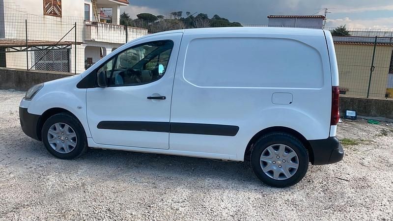 Usata Citroën Berlingo Seduction 92 CV (67 kW) 2014 Bianco Monovolume