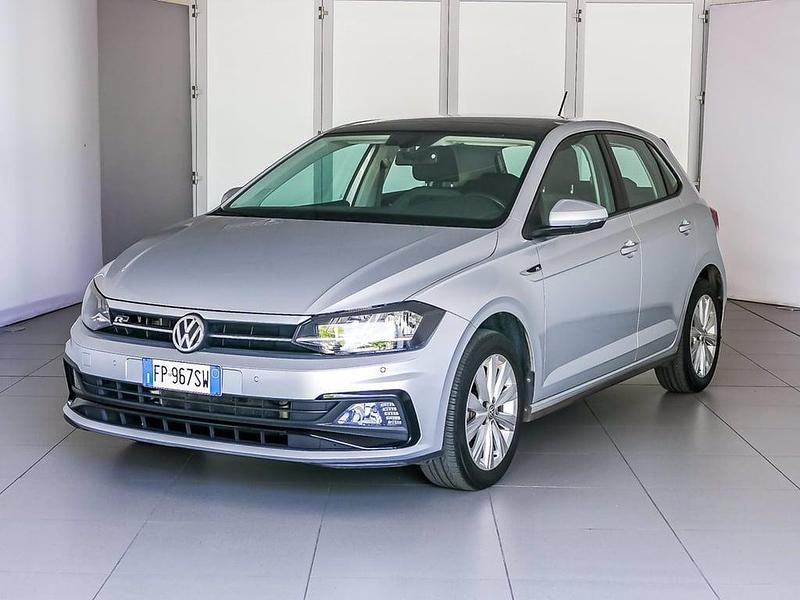 Usata VW Polo Highline 95 CV (69 kW) 2018 Argento riflesso metallizzato Utilitaria