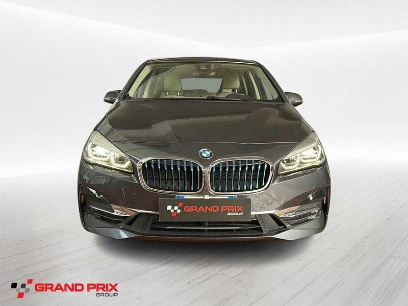 Usata BMW 225 Active Tourer iPerformance 136 CV (100 kW) 2019 Argento Monovolume