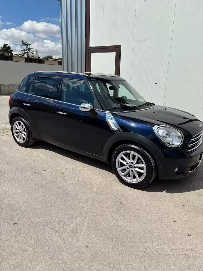 Usata Mini Cooper D Countryman 111 CV (81 kW) 2015 Bluazzurro SUV