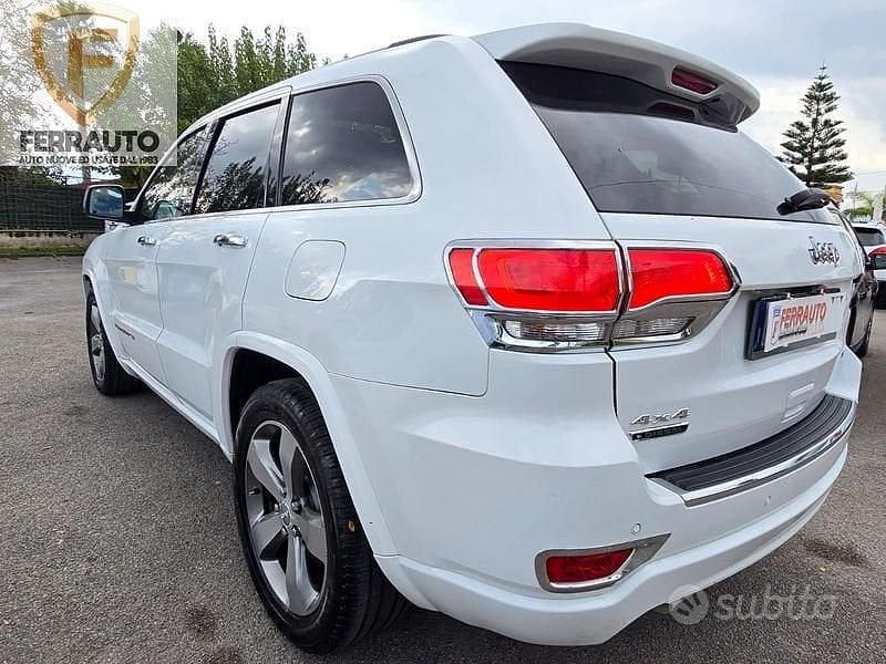 Usata Jeep Grand Cherokee Overland 250 CV (183 kW) 2015 Bianco SUV
