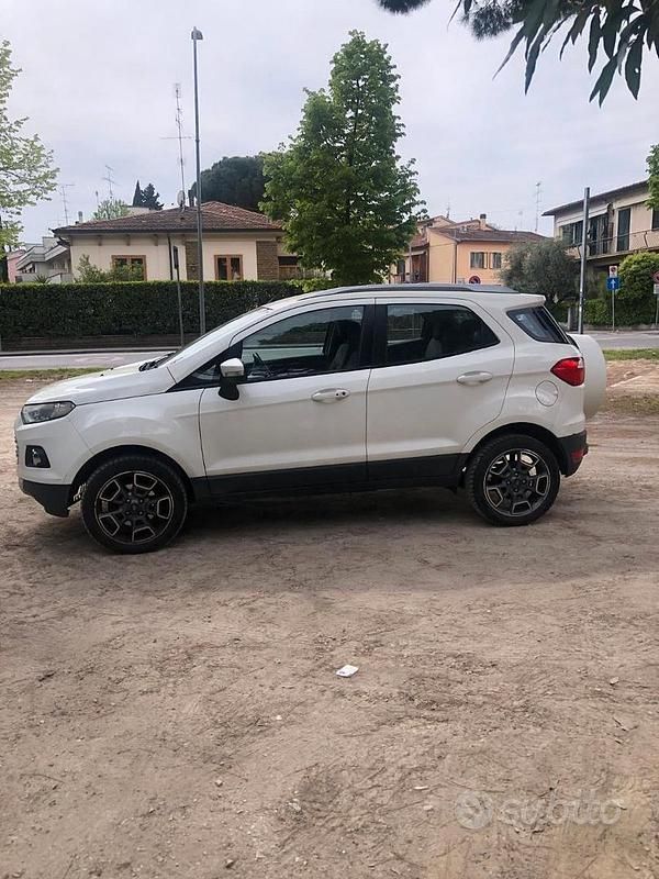 Usata Ford Ecosport 125 CV (91 kW) 2014 Bianco SUV