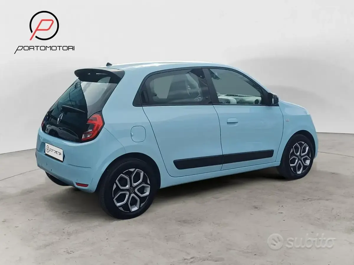 Usado Renault Twingo SE 65 CV (47 kW) 2024 Azul Utilitario