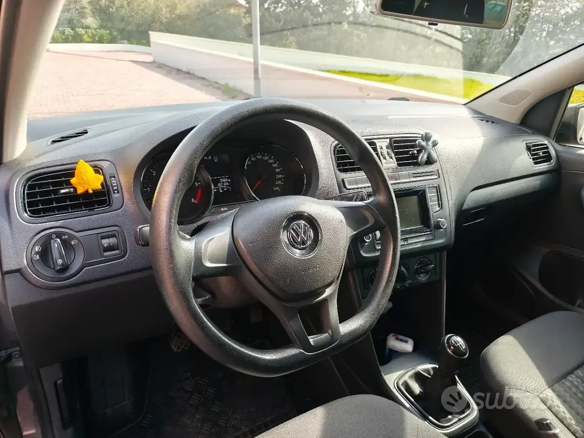 Usata VW Polo 85 CV (62 kW) 2014 Grigio Utilitaria