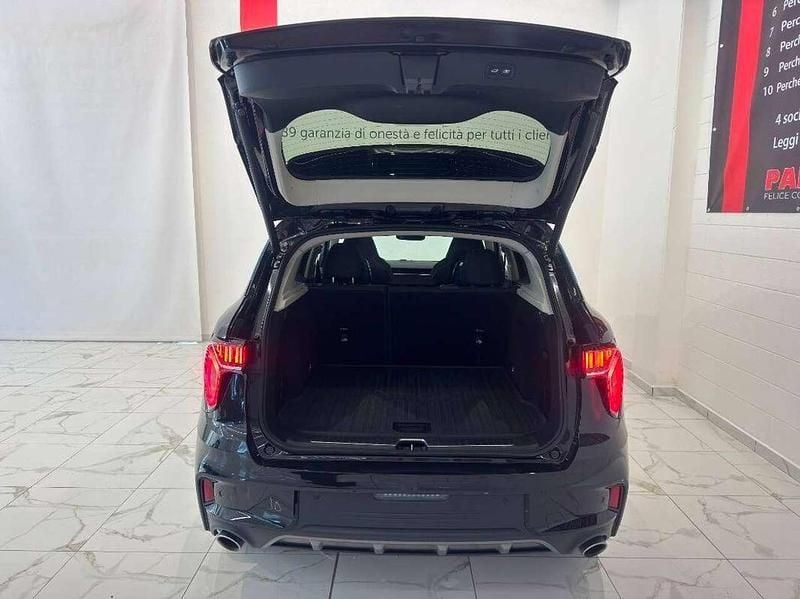 Usata Lynk & Co 01 179 CV (131 kW) 2023 Nero SUV