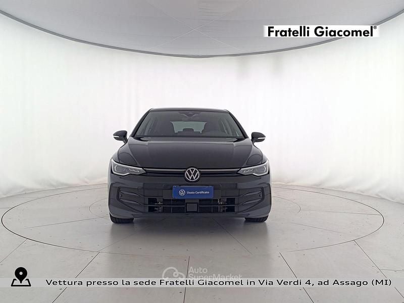 Usata VW Golf VIII Edition 204 CV (150 kW) 2025 Grenadill black metallizzato Berlina