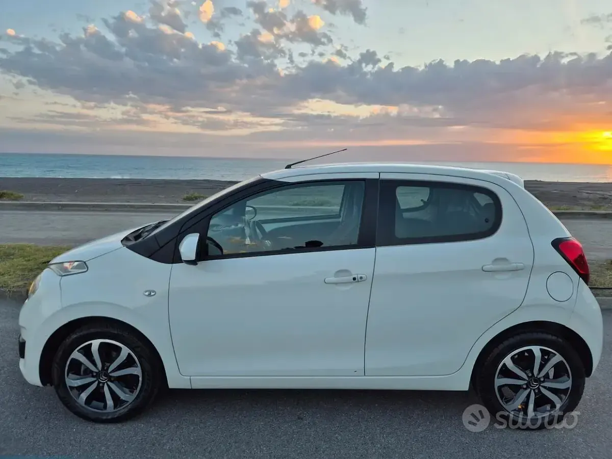 Usata Citroën C1 Shine 72 CV (52 kW) 2021 Bianco Utilitaria