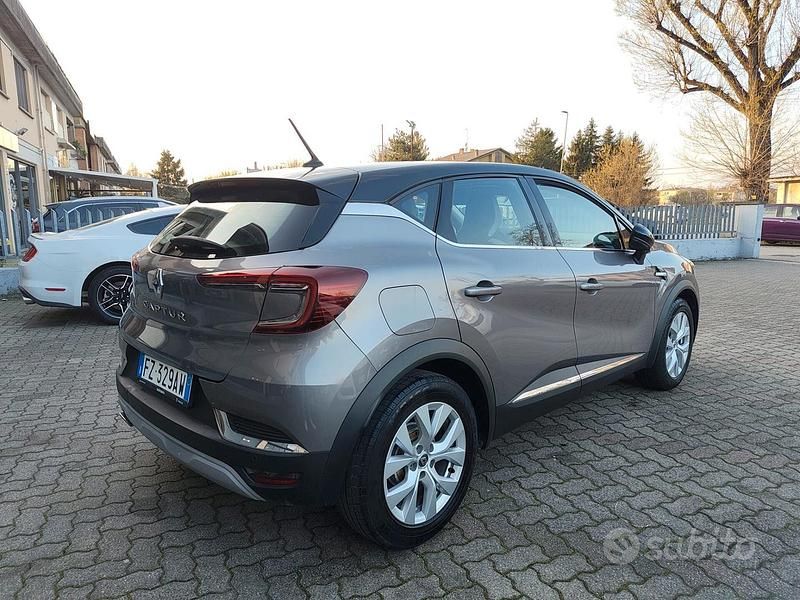 Usata Renault Captur 95 CV (69 kW) 2020 Grigio SUV