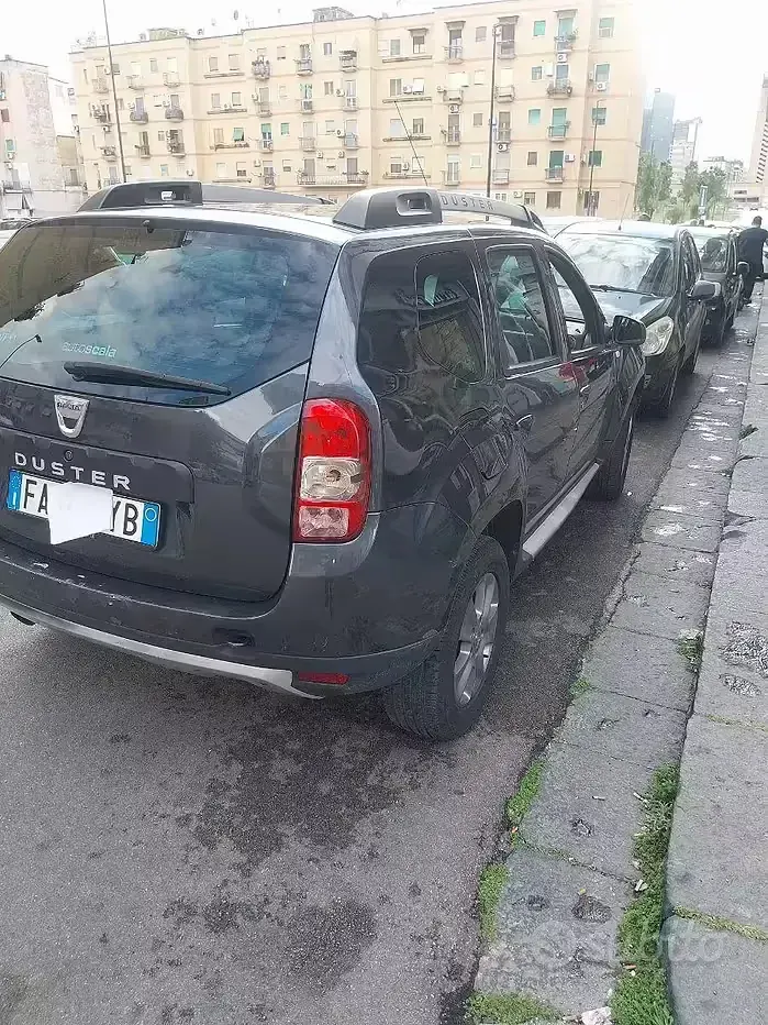 Usata Dacia Duster 2015 Grigio SUV