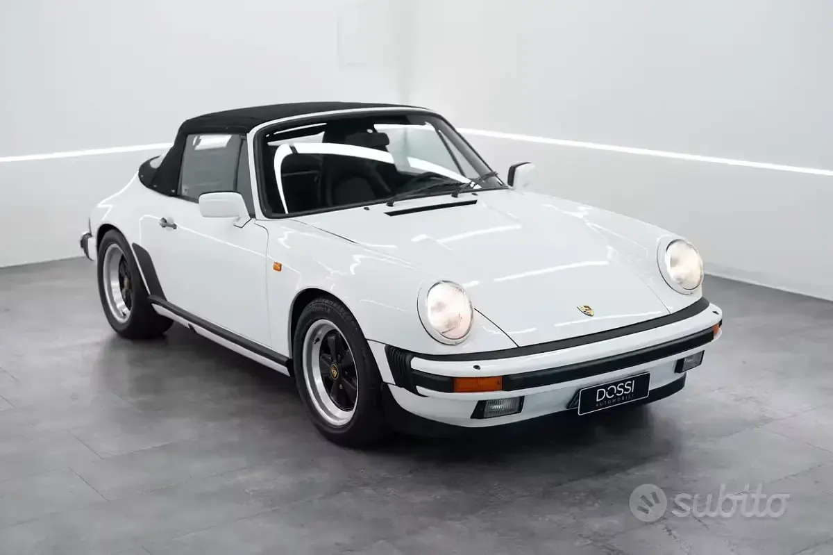 Usata Porsche 911 Carrera Cabriolet 231 CV (169 kW) 1985 Bianco Cabrio