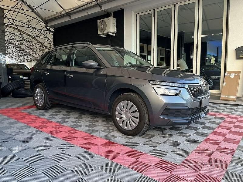 Usata Skoda Kamiq Ambition 95 CV (69 kW) 2022 Grigio SUV