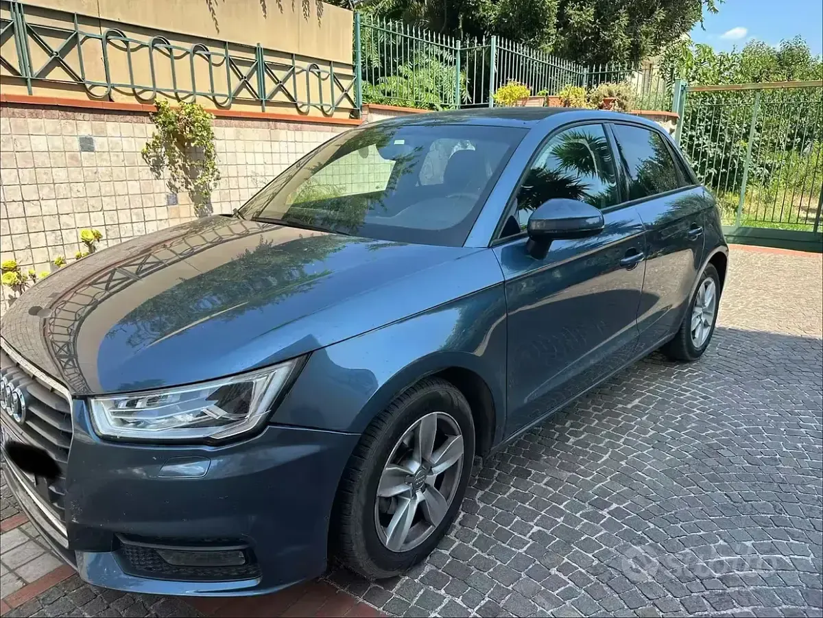 Usata Audi A1 90 CV (66 kW) 2016 Bluazzurro Utilitaria