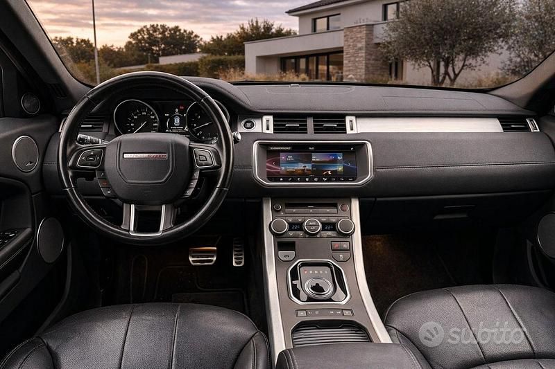 Usata Land Rover Range Rover evoque HSE 180 CV (132 kW) 2017 Grigio SUV