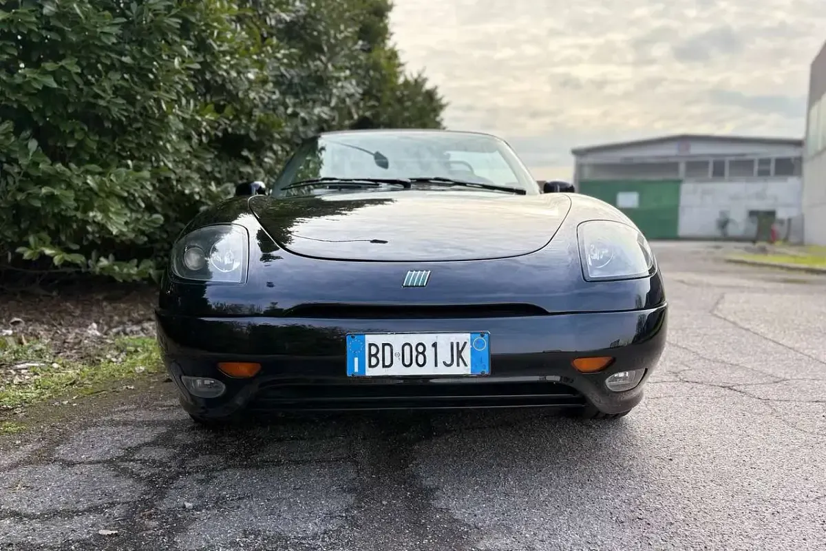 Usata Fiat Barchetta 131 CV (96 kW) 1999 Nero Cabrio