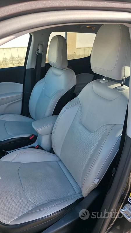 Usata Jeep Compass Limited 120 CV (88 kW) 2017 Grigio SUV