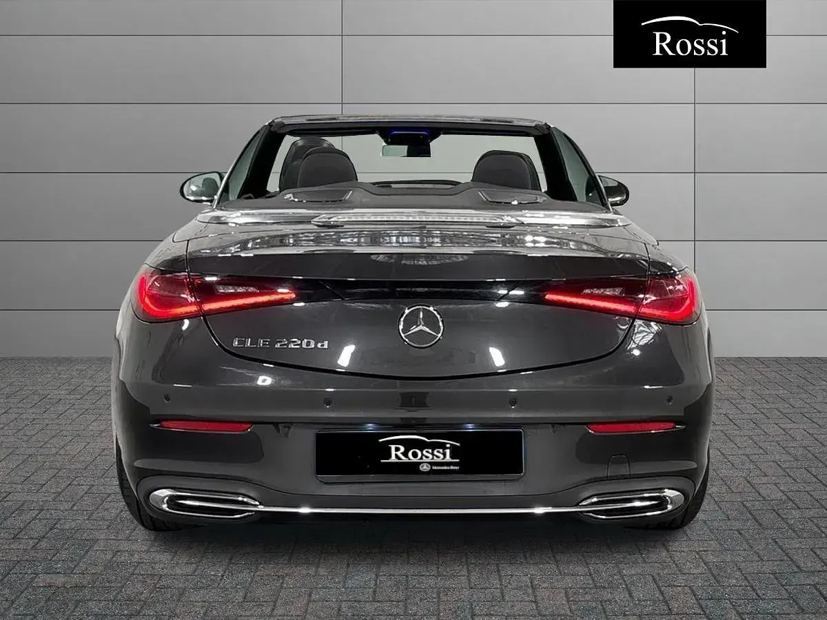 Usata Mercedes CLE220 Advanced 197 CV (144 kW) 2025 Grigio grafite Cabrio